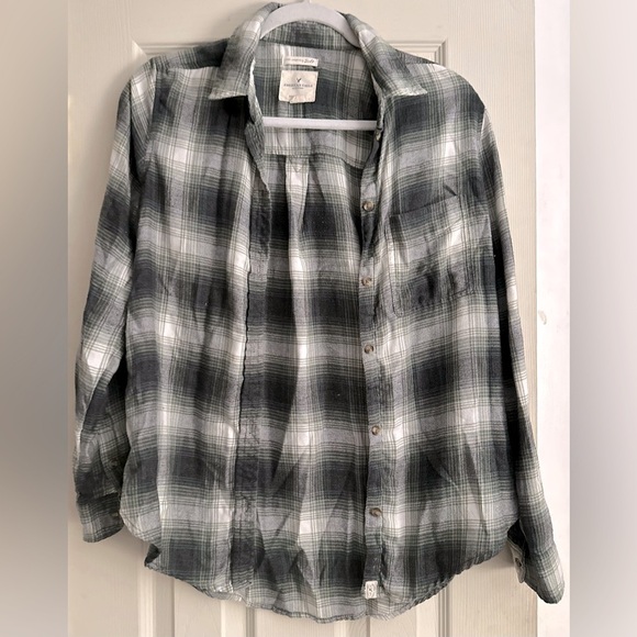 AE Plaid Button-Up Shirt - Picture 1 of 6